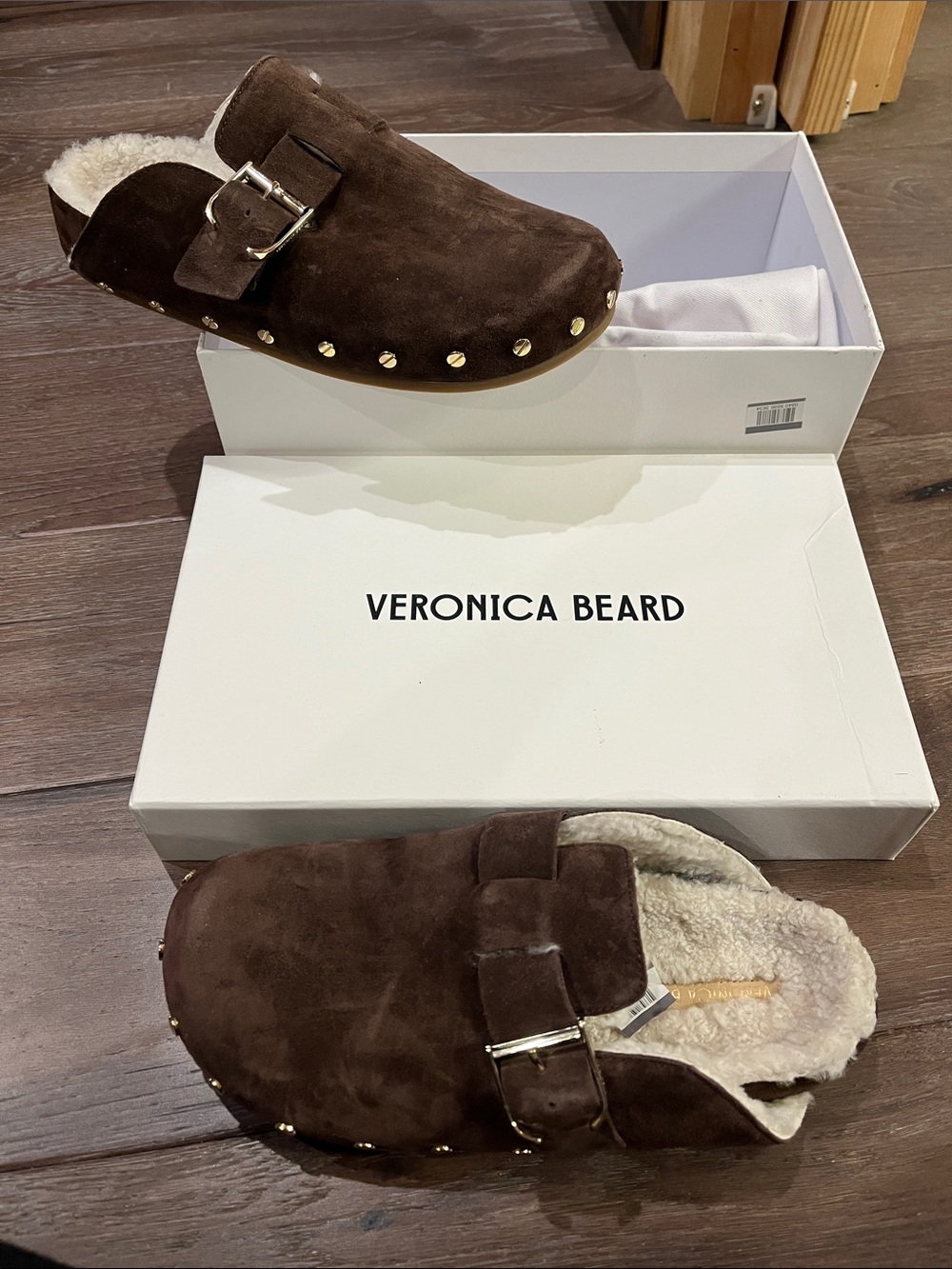 Veronica Beard Dark Brown Suede Shearling Clog Mules with Gold Studs
New in Box - Picture 2 of 5